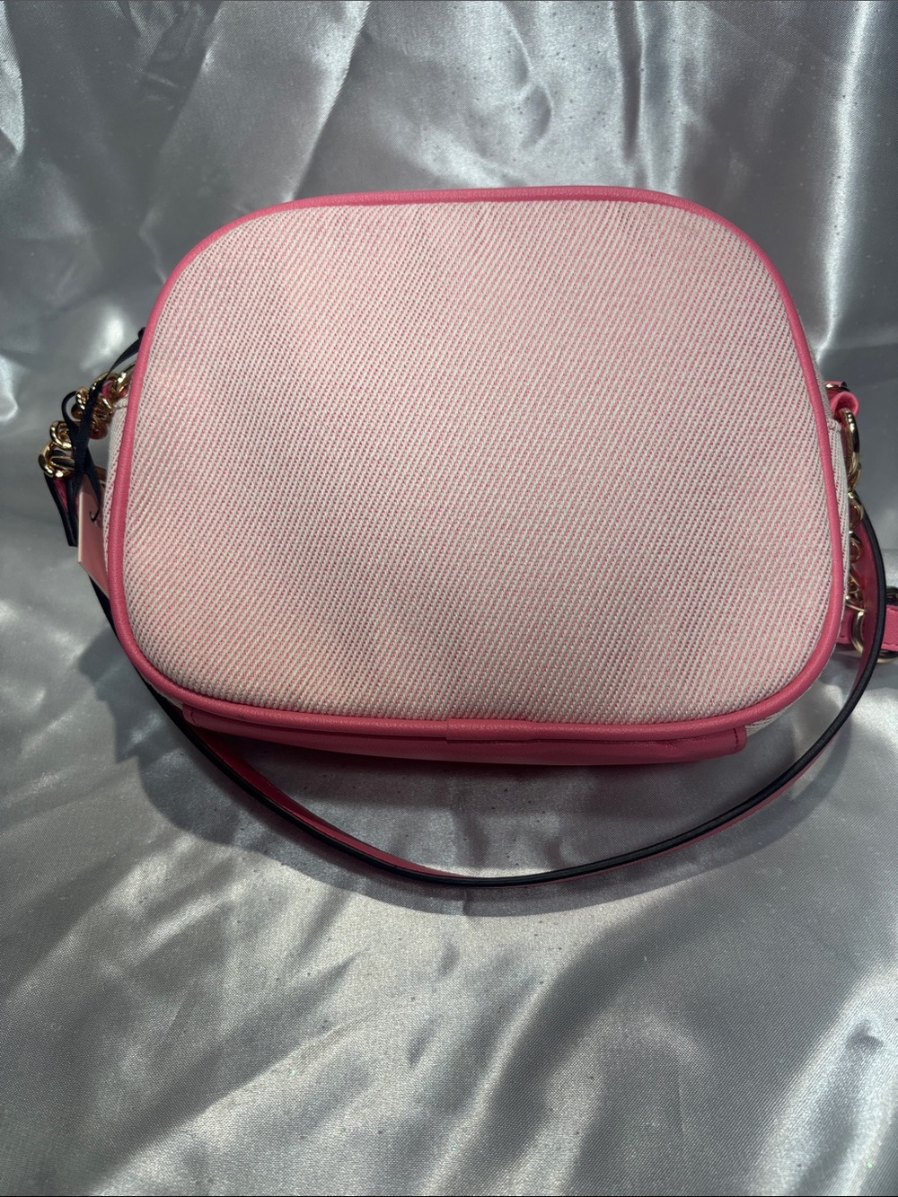 Juicy Couture Pink Strawberry Crossbody Bag - Picture 2 of 3